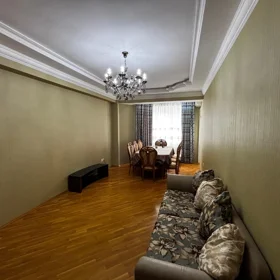 In Baku 91.0 m² apartment is for sale - Image 2