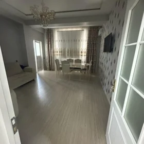 In Khirdalan 85.0 m² apartment is for rent - Image 2