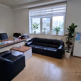 In Baku 130.0 m² office is for rent - Image 3