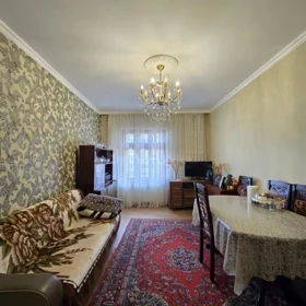 In Baku 80.0 m² apartment is for sale - Image 2