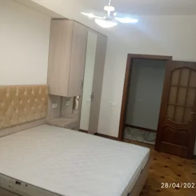 In Baku 137.0 m² apartment is for rent - Image 4