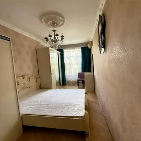 In Baku 70.0 m² apartment is for rent - Image 3