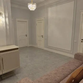 In Baku 176.0 m² apartment is for sale - Image 3