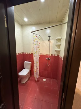 In Baku 125.0 m² apartment is for sale - Image 4