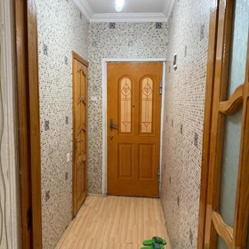 In Baku nan m² apartment is for sale - Image 4