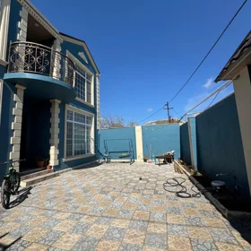 In nan 200.0 m² house with 5.0 rooms is for sale - Image 3