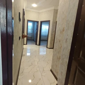 In Baku 80.0 m² house with 3.0 rooms is for rent - Image 2