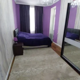In Baku 70.0 m² apartment is for sale - Image 3