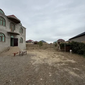 In Baku 250.0 m² house with 10.0 rooms is for sale - Image 3