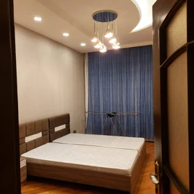 In Baku 130.0 m² apartment is for rent - Image 4