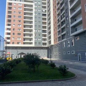 In Baku 108.0 m² apartment is for sale - Image 3