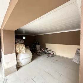In Baku 150.0 m² house with 1.0 rooms is for sale - Image 2
