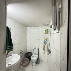 In Baku 150.0 m² house with 1.0 rooms is for sale - Image 5