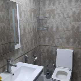 Baku-da 78.0 m2 mənzil kirayə verilir - Şəkil 5