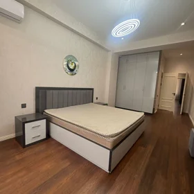 In Baku 200.0 m² apartment is for rent - Изображение 3