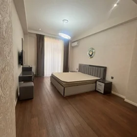 In Baku 200.0 m² apartment is for rent - Изображение 5