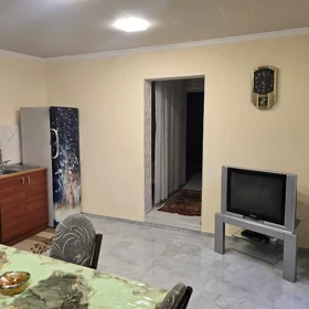In Baku 50.0 m² house with 2.0 rooms is for rent - Image 5