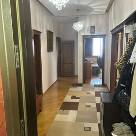 In Baku 156.0 m² apartment is for sale - Image 4
