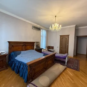In Baku 156.0 m² apartment is for sale - Image 4