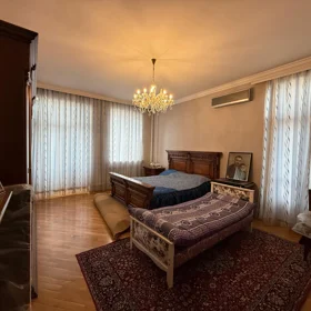 In Baku 156.0 m² apartment is for sale - Image 5