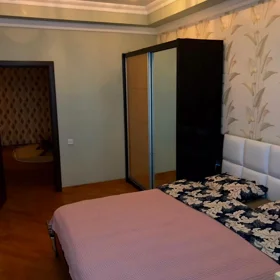 Baku-da 155.0 m2 mənzil kirayə verilir - Şəkil 3