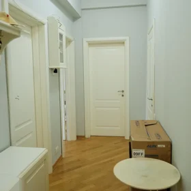In Baku 105.0 m² apartment is for sale - Image 3