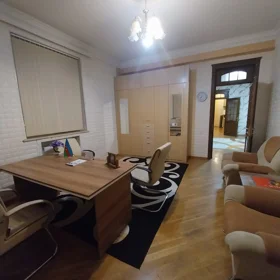 Baku-da 230.0 m2 ofis kirayə verilir - Şəkil 3