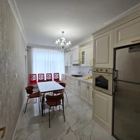 Baku-da 130.0 m2 mənzil kirayə verilir - Şəkil 2