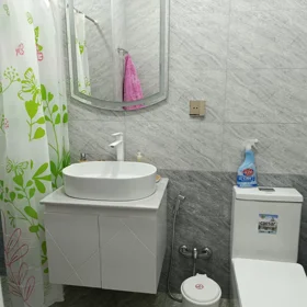 Baku-da 65.0 m2 mənzil kirayə verilir - Şəkil 2