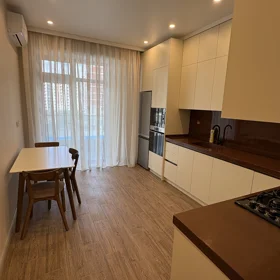 In Baku 145.0 m² apartment is for rent - Image 4