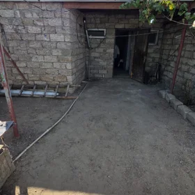 In nan 50.0 m² house with 5.0 rooms is for sale