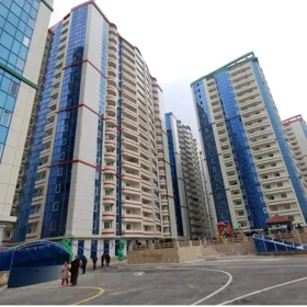 In Baku 77.0 m² apartment is for rent - Image 2