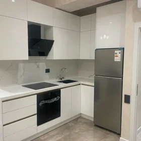 In Baku 68.0 m² apartment is for rent - Image 3