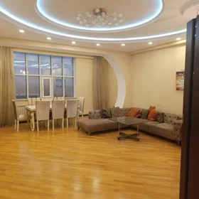 In Baku 190.0 m² apartment is for rent - Изображение 3
