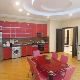 In Baku 190.0 m² apartment is for rent - Изображение 4