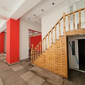 In Baku 200.0 m² commercial is for rent - Изображение 5
