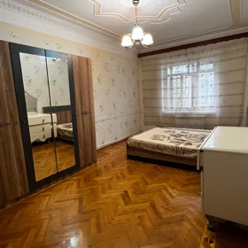 In Baku 100.0 m² apartment is for rent - Image 3