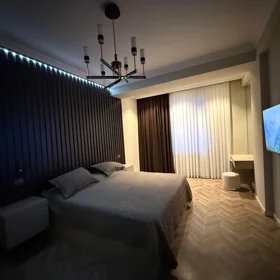 In Baku 145.0 m² apartment is for rent - Image 3