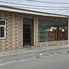 In nan 80.0 m² commercial is for sale