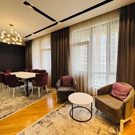 In Baku 187.0 m² apartment is for sale - Image 2