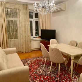 In Baku 70.0 m² apartment is for rent