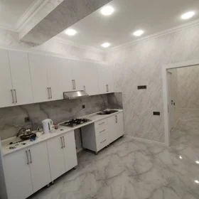 In Baku 80.0 m² apartment is for rent