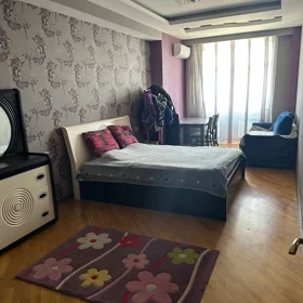 In Baku 120.0 m² apartment is for sale