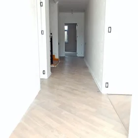 In Baku 272.0 m² house with 8.0 rooms is for sale - Image 3
