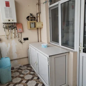 In Khirdalan 75.0 m² apartment is for rent - Image 3