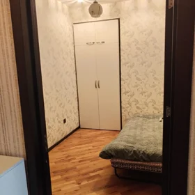 In Khirdalan 75.0 m² apartment is for rent - Image 4