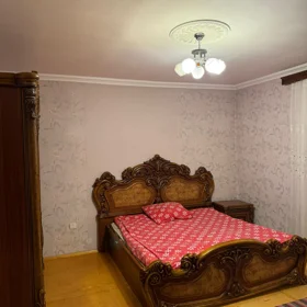 In Baku 100.0 m² house with 3.0 rooms is for rent - Image 3