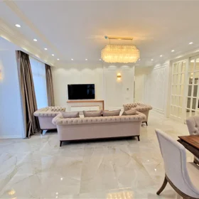 In Baku 250.0 m² apartment is for rent - Изображение 3