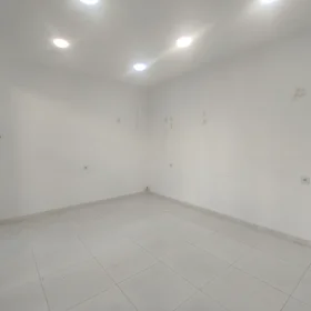 In Khirdalan 12.0 m² commercial is for rent - Image 5