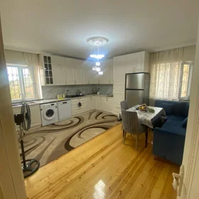 In Baku 177.0 m² house with 2.0 rooms is for rent